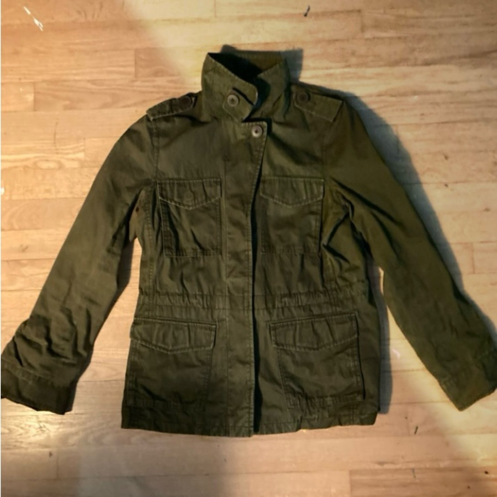 Small Madewell, dark-green jacket! 🍀